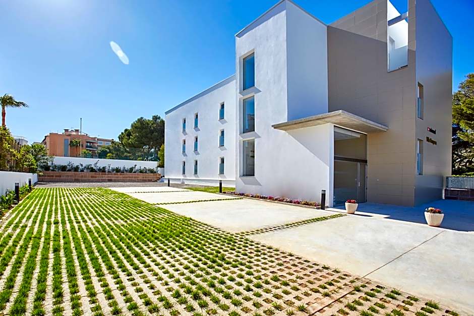 Universal Hotel Marqu