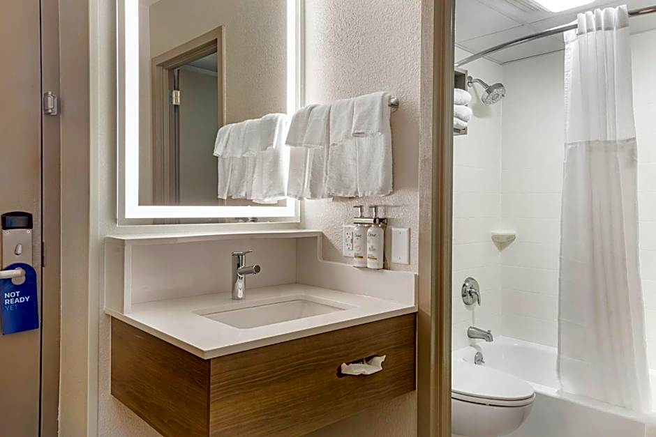 Holiday Inn Express Hyannis - Cape Cod by IHG