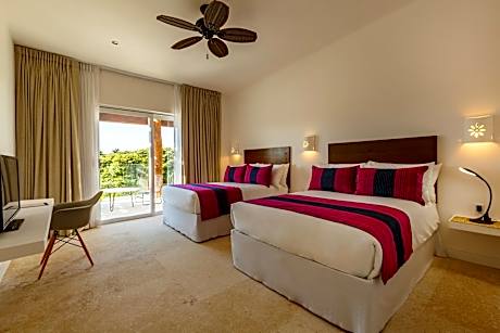 Double Room with Terrace and City View