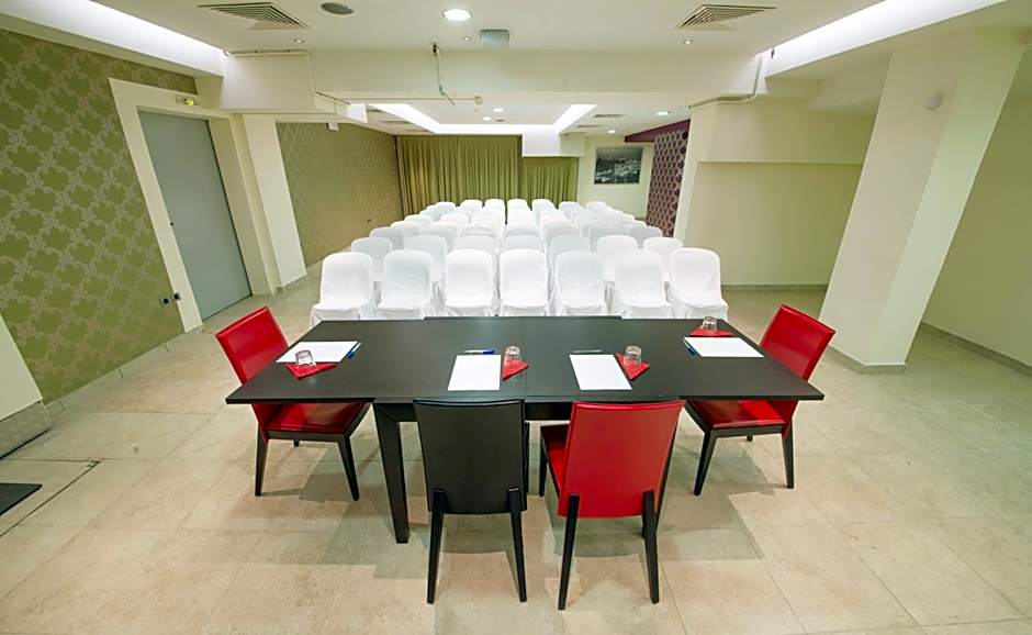 Comfy Boutique Hotel