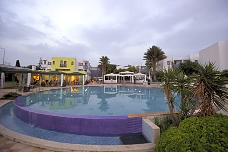 Mandalinci Beach Hotel - Alojamientos en TURGUTREIS