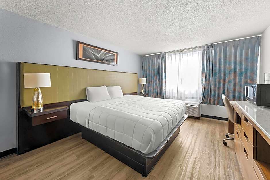 Suburban Studios Fairborn - Dayton