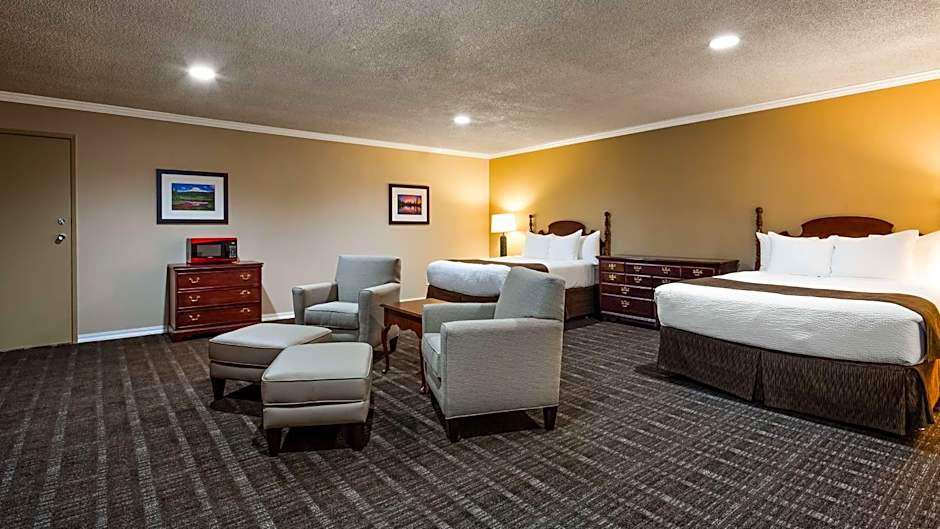 Best Western Lakewood Motor Inn