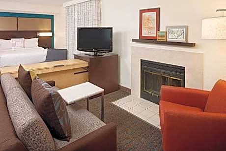 Queen Studio with Sofa Bed