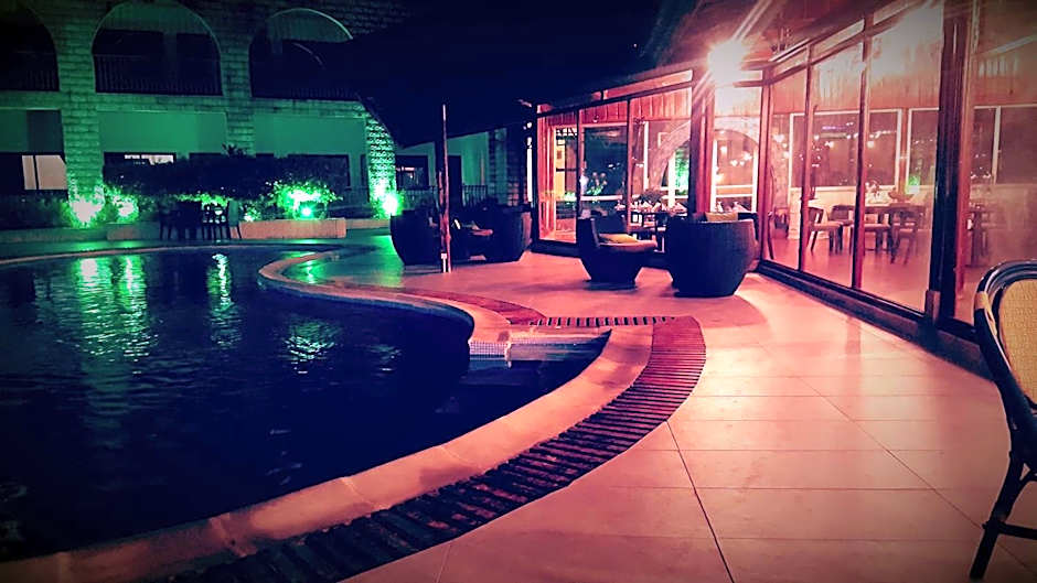 Riviera Taouyah Hotel