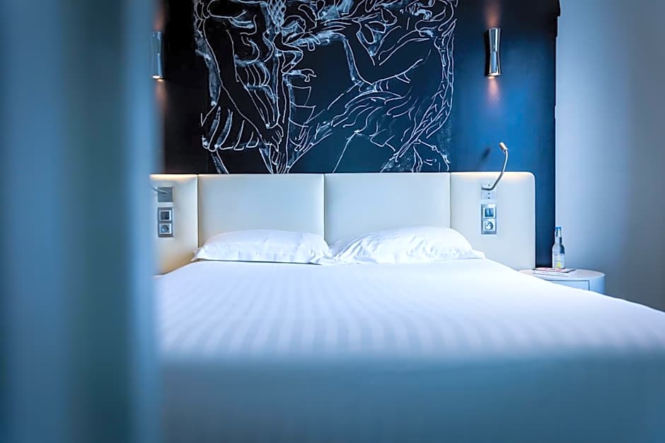 Hotel Montparnasse Saint Germain