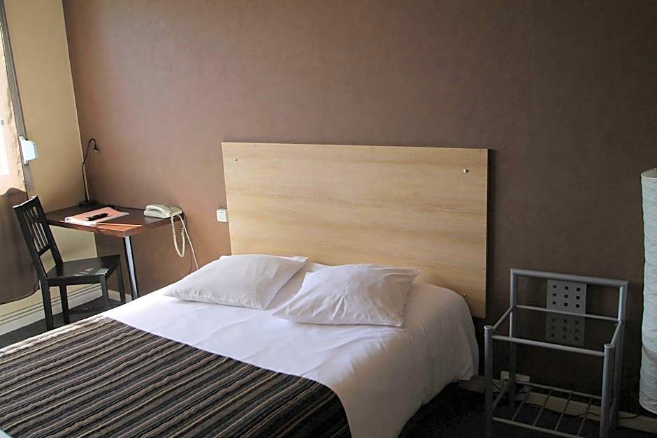 Adonis Lyon Est Hôtel Artys