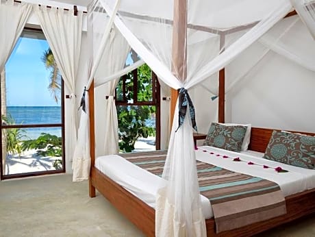 1-bedroom ocean front bungalow