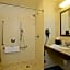 Holiday Inn Express Hotel And Suites Brookhaven By IHG