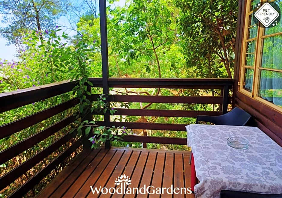 Woodland Gardens Self catering Pet Friendly Lodge