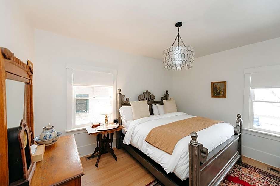 Photo 1 of 16 of Apartment, City View