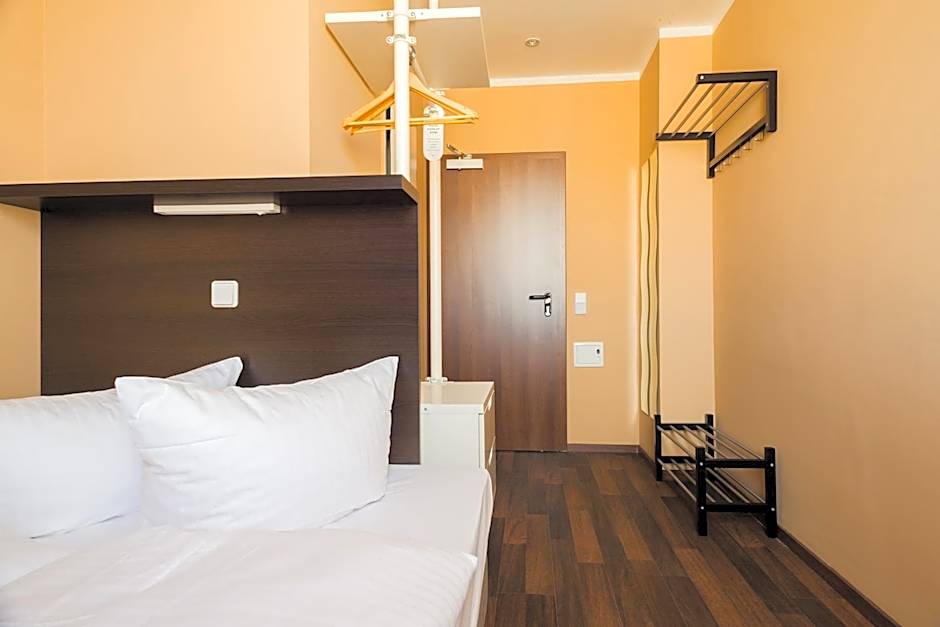 Apple City Hotel