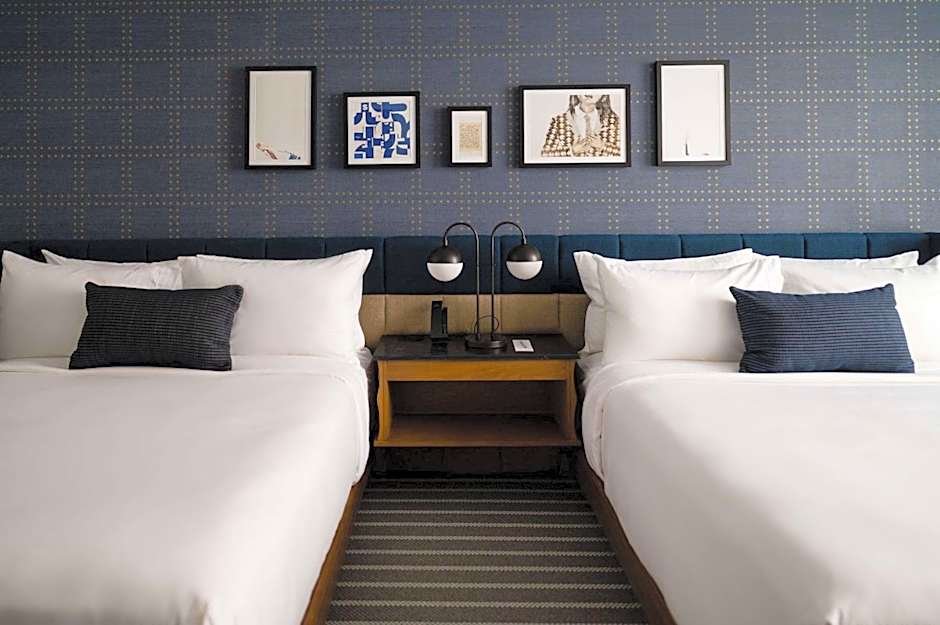 Cambria Hotel Boston Somerville