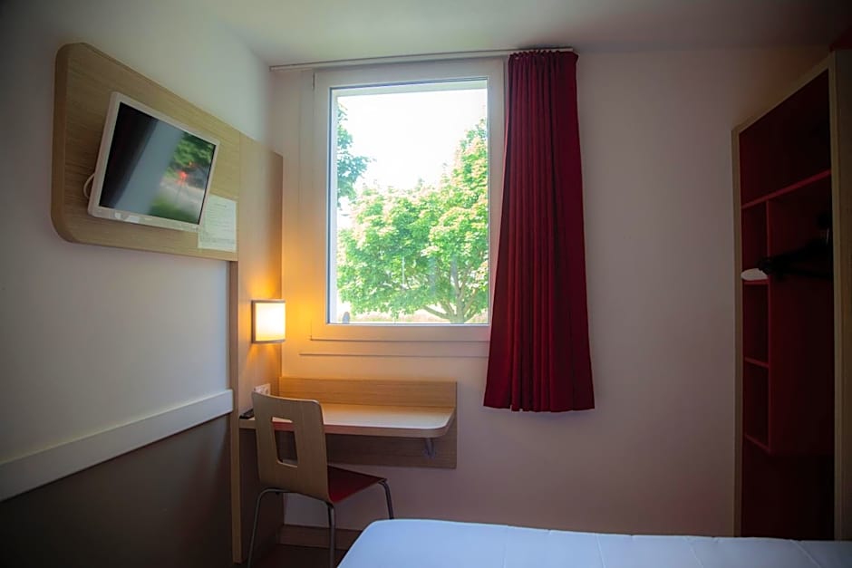 Kyriad Direct Arras - Saint-Laurent-Blangy - Parc Expo