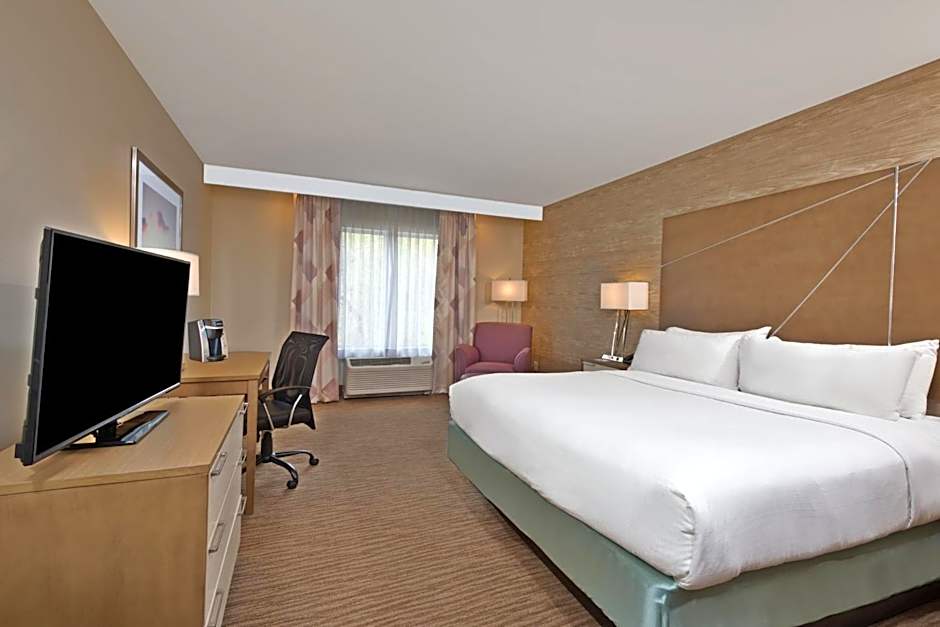 Holiday Inn Express & Suites Harrisburg S - New Cumberland By IHG