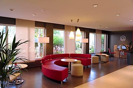 ibis Barcelona Cornella