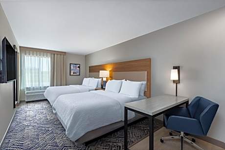 Studio Queen Suite with Two Queen Beds - Communications Accessible