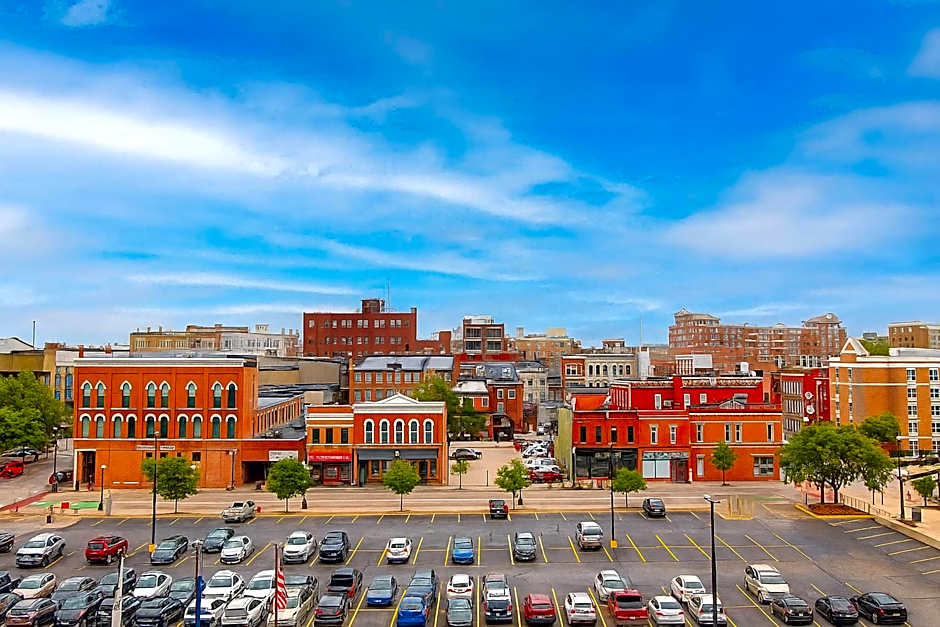 Radisson Hotel La Crosse