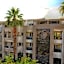 Two Seas Hotel