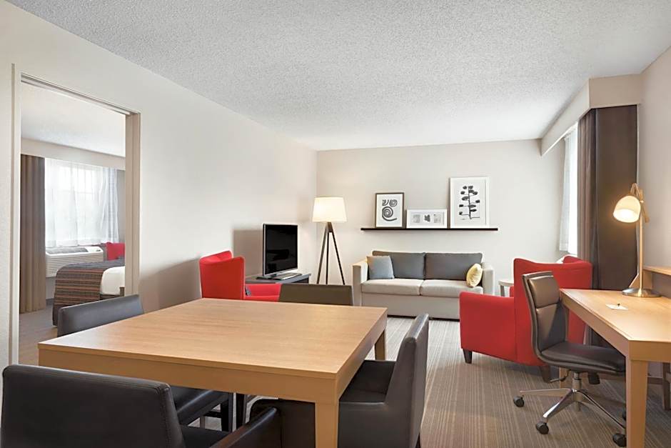 Country Inn & Suites by Radisson, Minneapolis West, MN