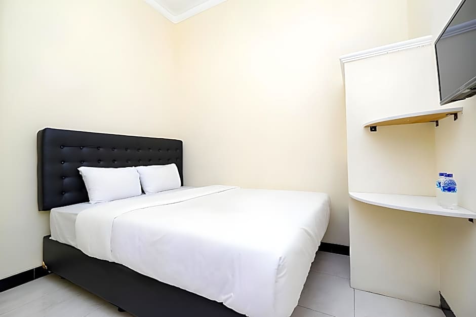 Capital O 2258 Santana Syariah Guest House