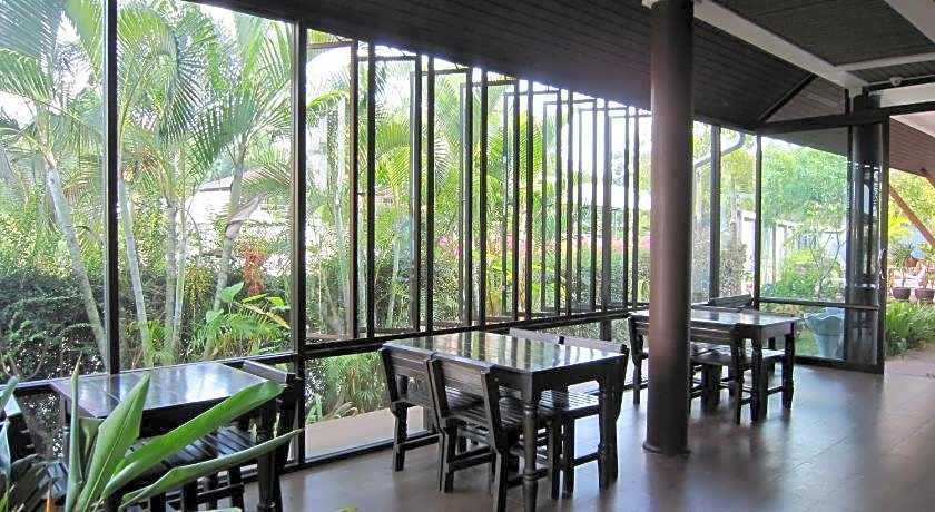 Krabi Cozy Place Hotel