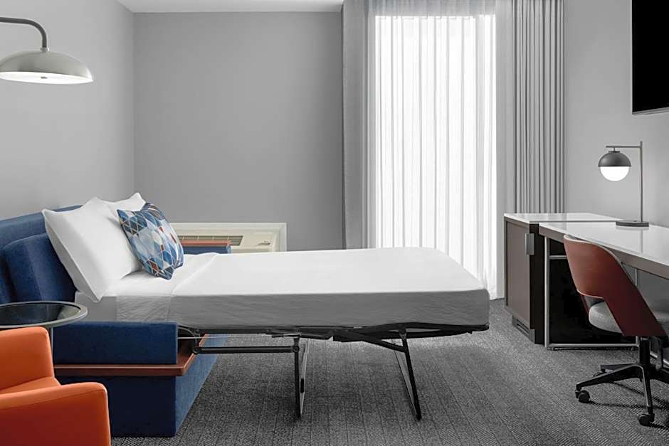 Courtyard by Marriott San Jose Airport