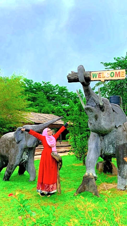 ANGGERIK IMPIAN HOTEL -Best for Travellers at Kuala Berang