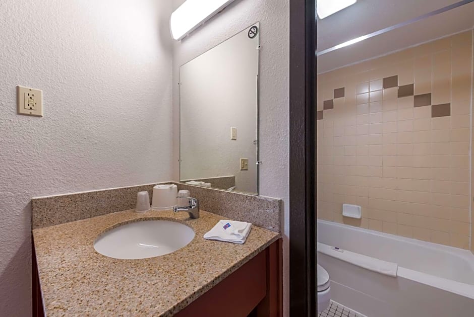 Motel 6-Saint Paul, MN - I-94