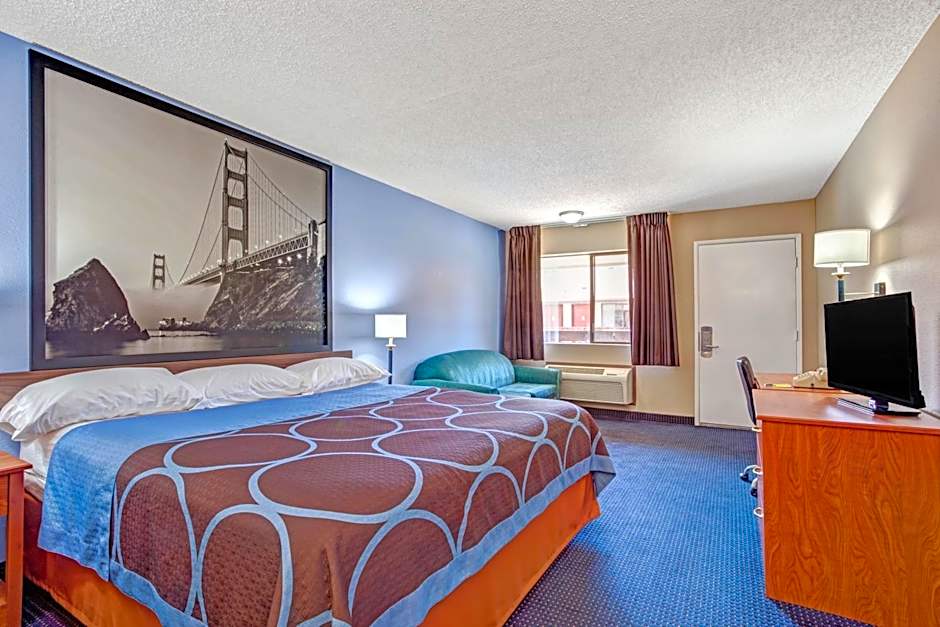 Super 8 by Wyndham Albany