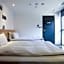 CHASE Hotel