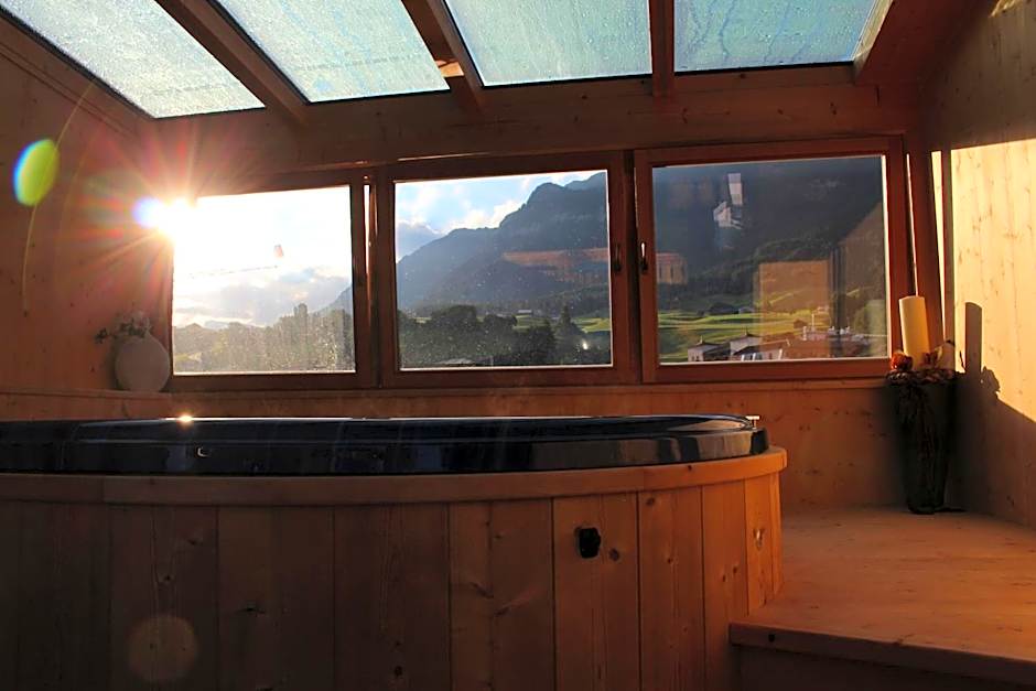 Garni Residence Trocker