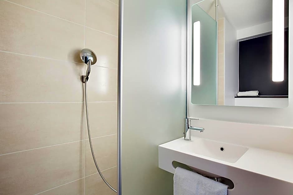 B&B HOTEL LYON Centre Perrache Berthelot
