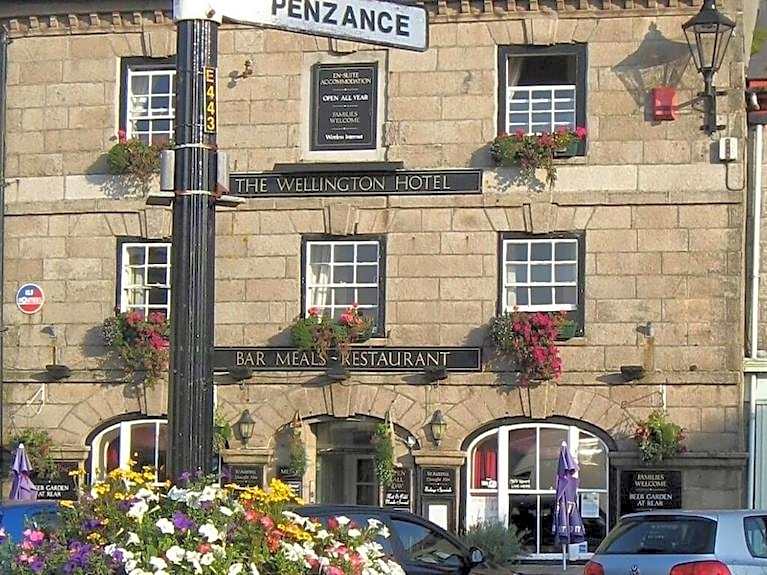 Wellington Hotel