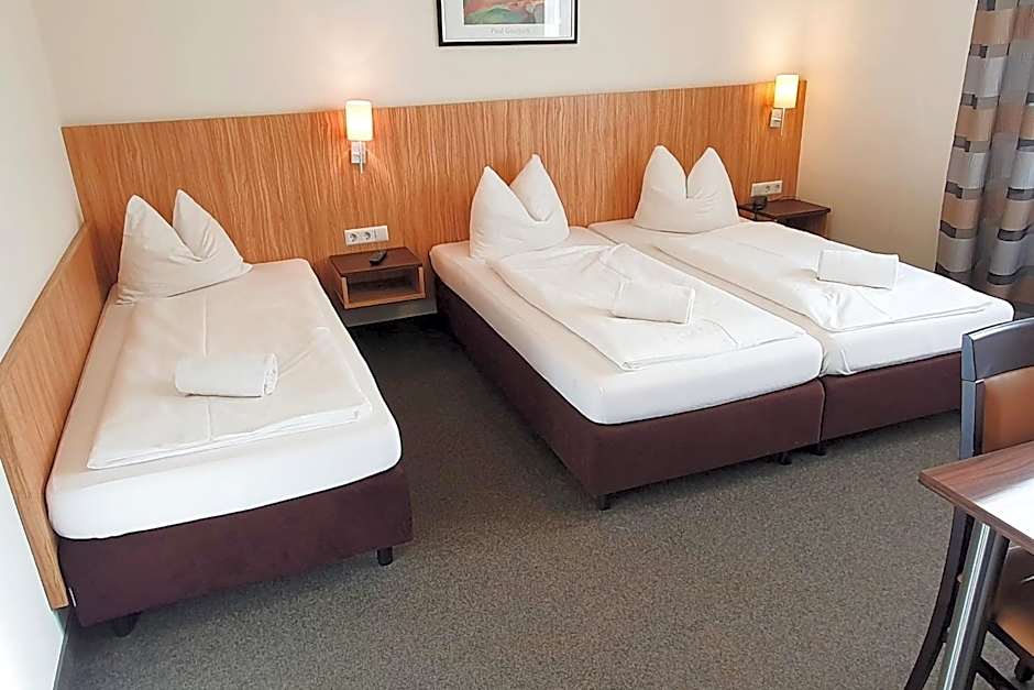 Sport Hotel Kenzingen inklusive Schwimmbad, Sauna und Frühstück nähe Europa-Park