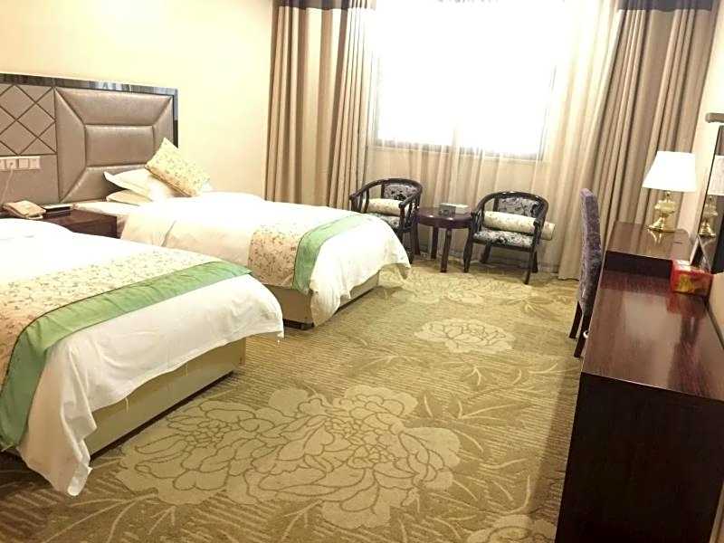 GreenTree Alliance Bengbu Railway Station Hotel