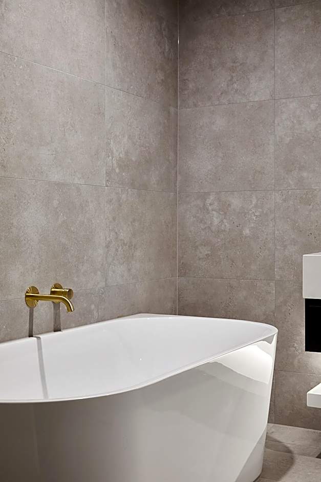 Astina Suites, Penrith