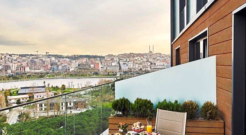 Movenpick Istanbul Hotel Golden Horn