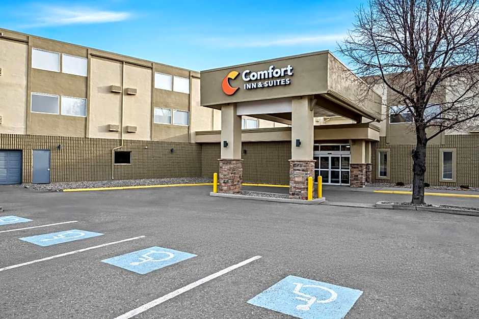 Comfort Inn & Suites