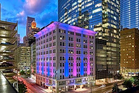 Aloft by Marriott Houston Downtown