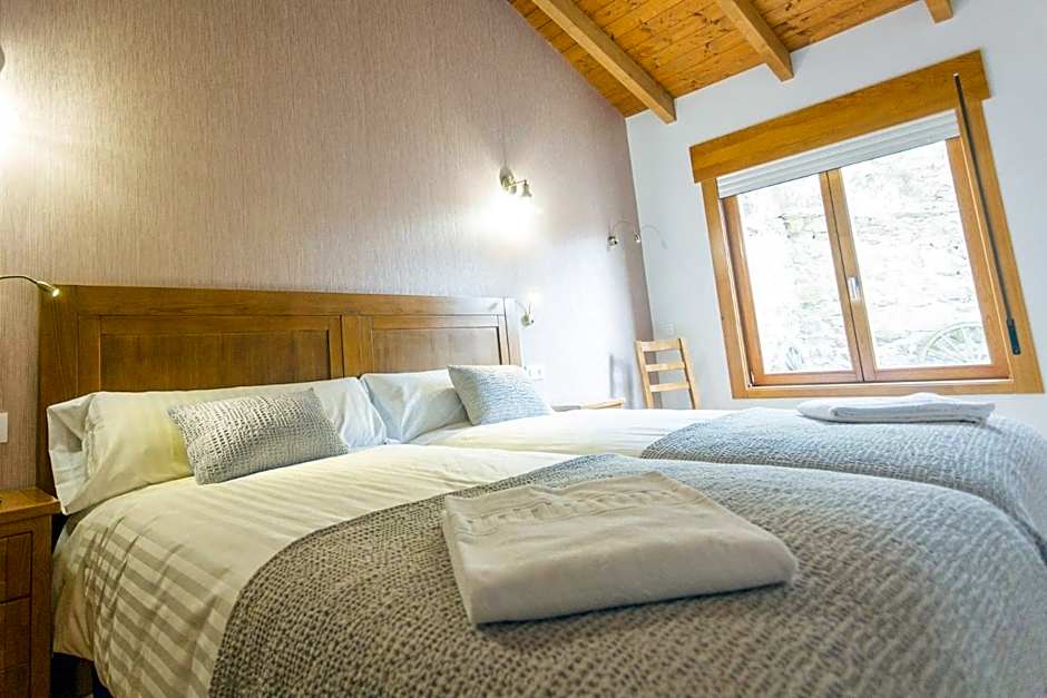 Casa da Ponte de Penas