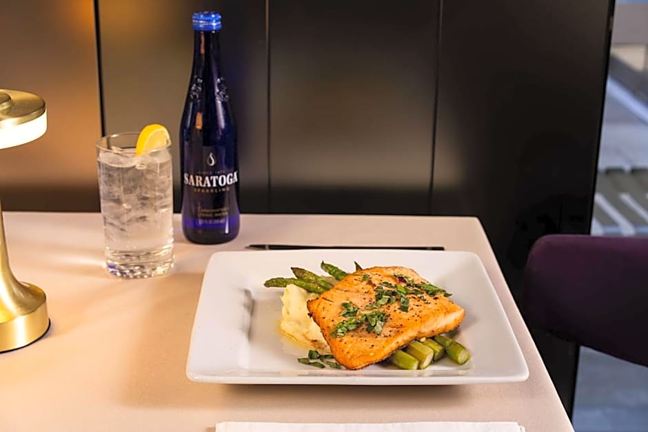 Embassy Suites By Hilton New York Midtown Manhattan