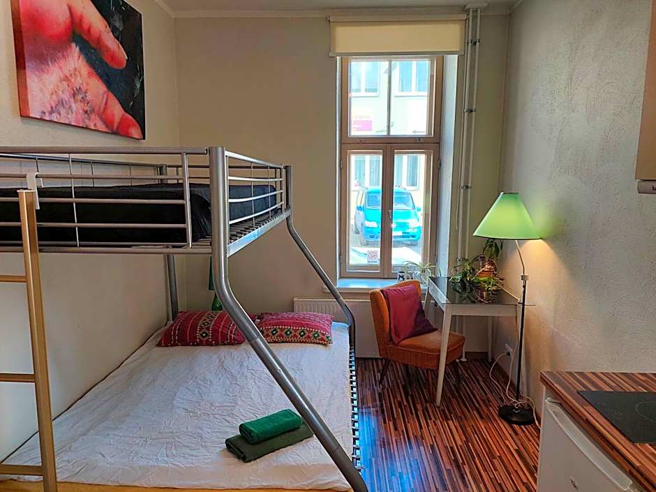 Looming Hostel