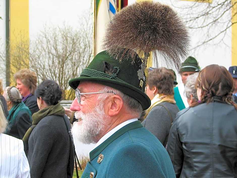 Aktivhotel & Gasthof Schmelz Ihr familienfreundliches Urlaubs Hotel mit Wellness Hallenbad, Alpensauna neu ab Februar 2026 Chiemgau Karte