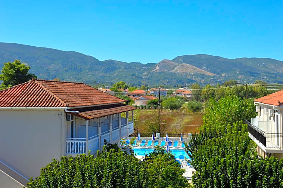 Hotel Tassia for families & couples