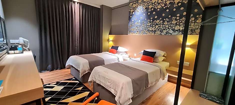 Extreme Boutique Hotel