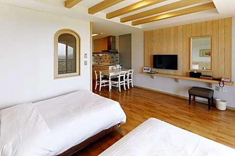 Resort Family - Bed Type Randomly Assigned  (With Kitchenette)