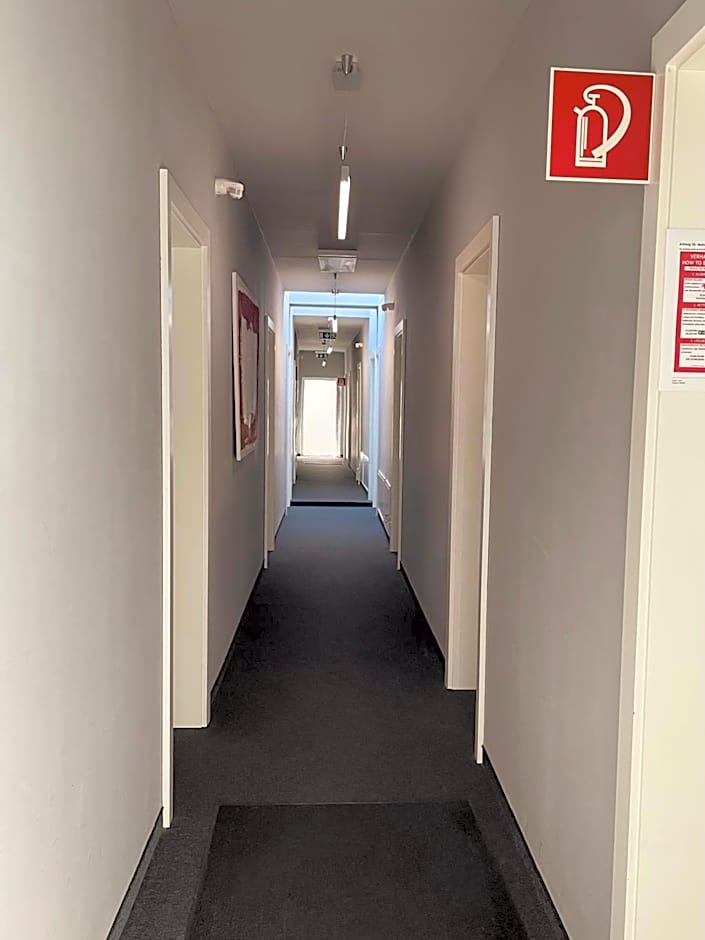 Hotel Caldor - 24h self-check in