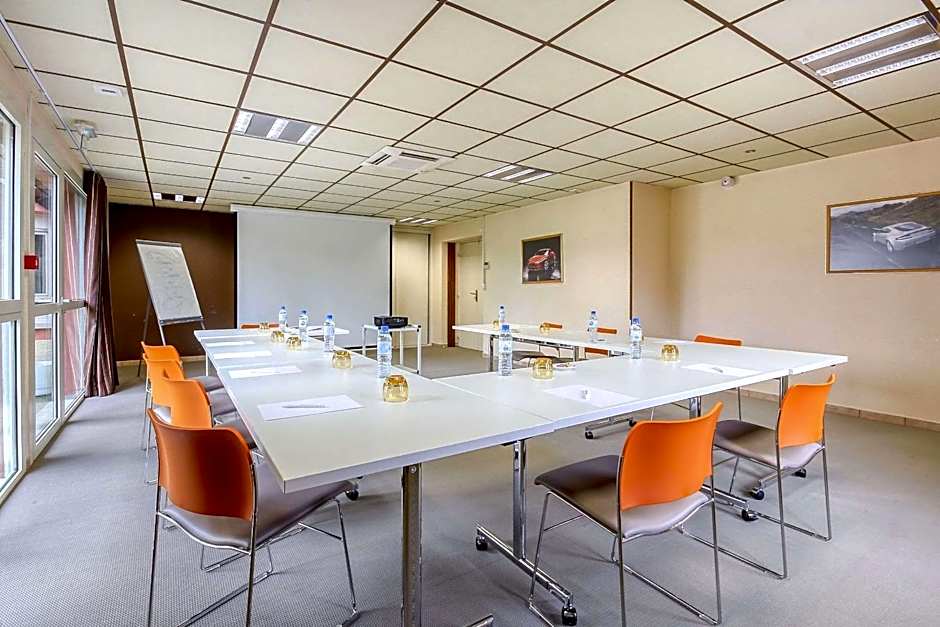 Brit Hôtel Les Evens