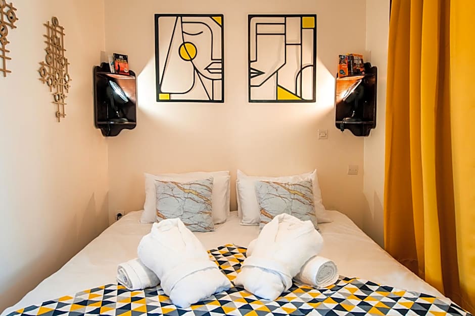 ArtHouse Cinema Hotel